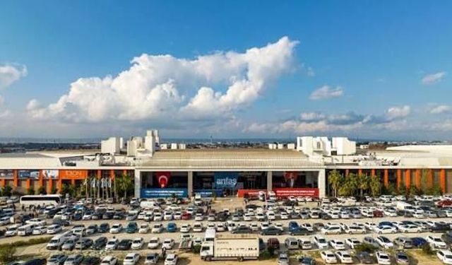 Antalya’da ATSO seçimi nedeniyle yollar kapatıldı