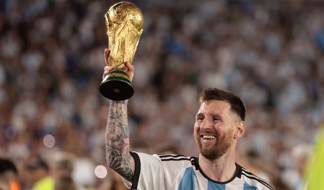 Lionel Messi veda etti