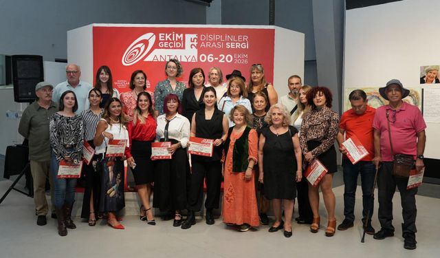 Sanatta 25. Ekim Geçidi buluşması