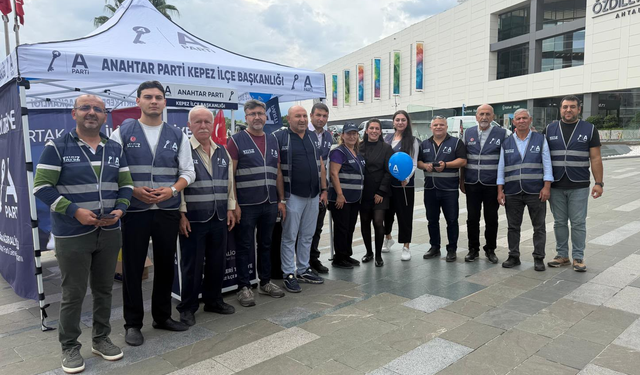 Anahtar Parti'den Kepez'de saha çalışması