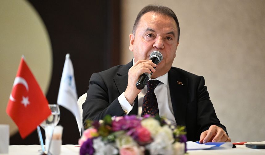 Başkan Böcek'ten turizm açıklaması