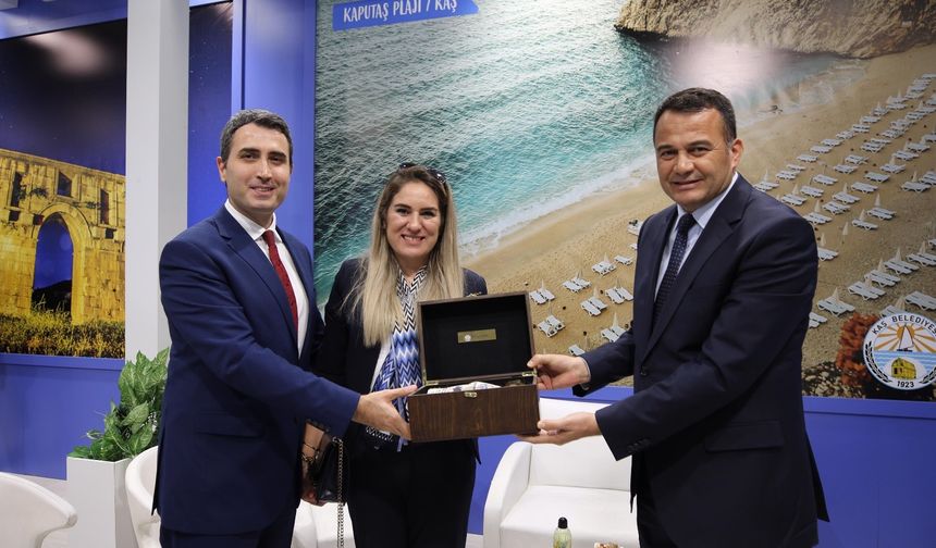 İzmir'de Kaş rüzgarı