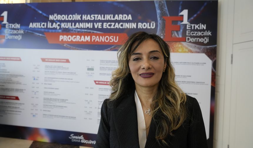 300 eczacı Antalya'da buluştu