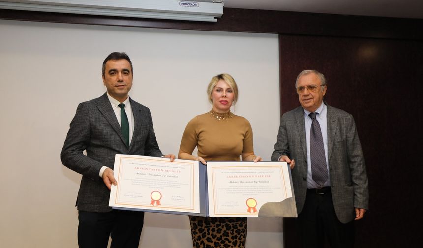 'Tıp Fakültesi'nde 50. yıl gururu
