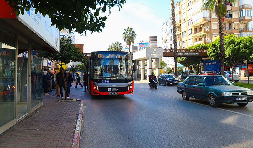 Antalya'da ulaşım ücretsiz
