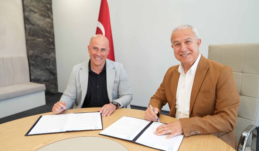 Alanya'da imzalar atıldı
