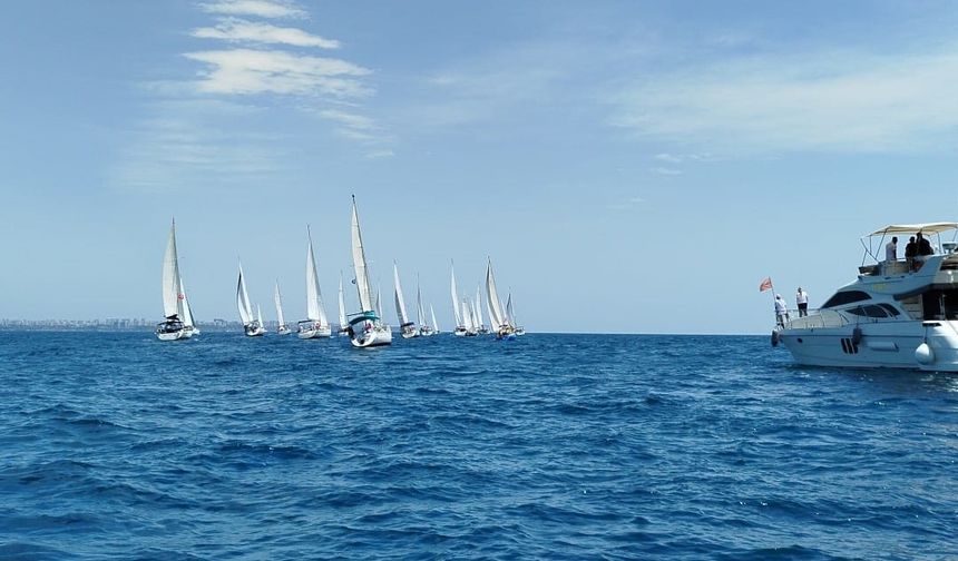 Antalya'da yelken şöleni