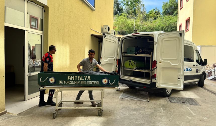 Gazipaşa'da depoda ölü bulundu