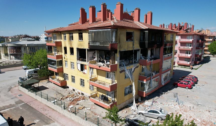 Doğal gaz patlaması saniye saniye kamerada