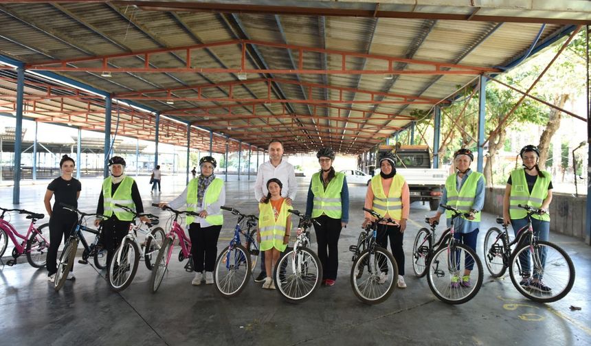 Kepezli kadınlar pedal çevirdi