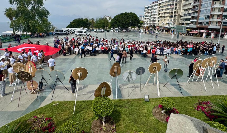 Kortejle başladı