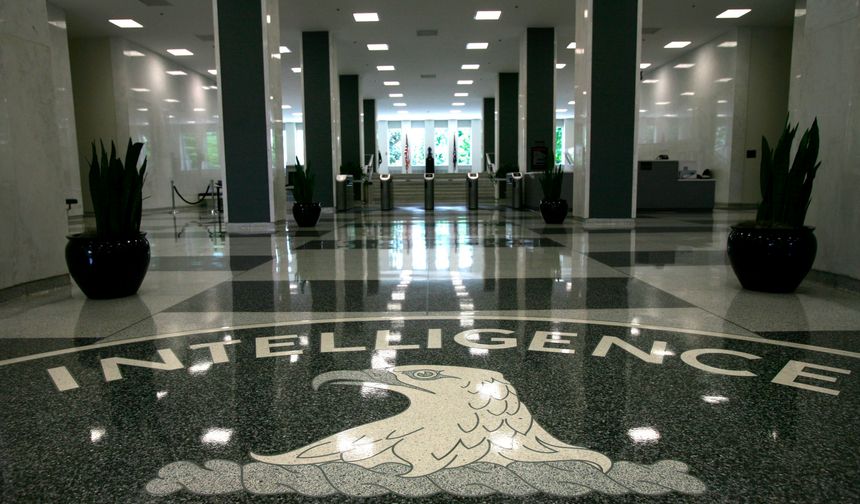 CIA Genel Merkezi girişinde ateş açıldı