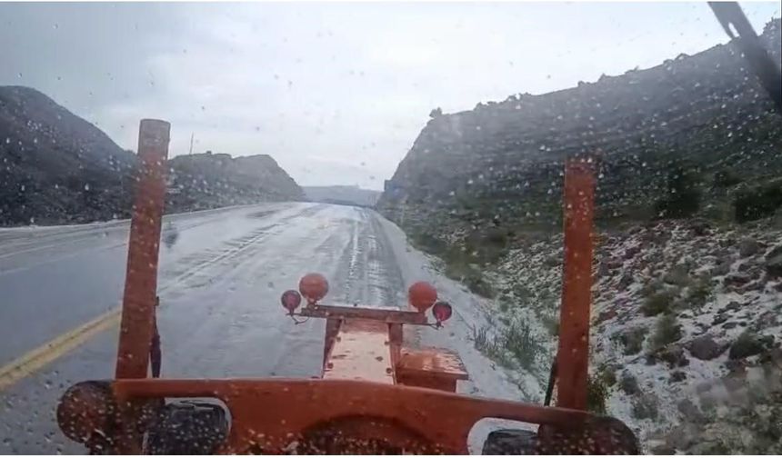 Antalya’ya dolu yağdı