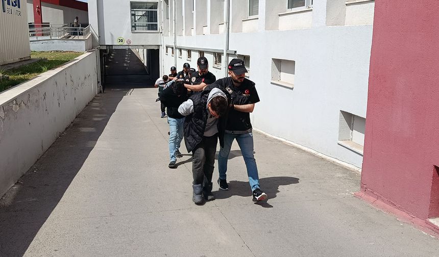 Kilolarca uyuşturucu ele geçirildi