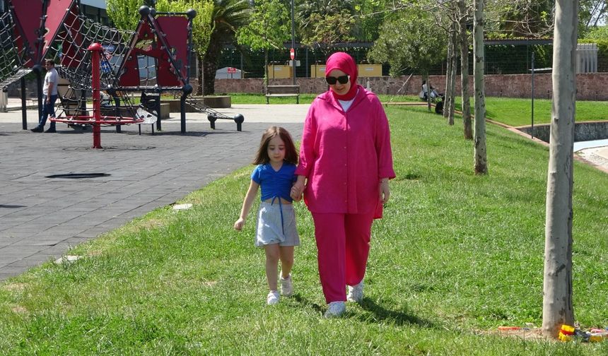 Anne ve kızı Lunapark’ta şoku yaşadılar