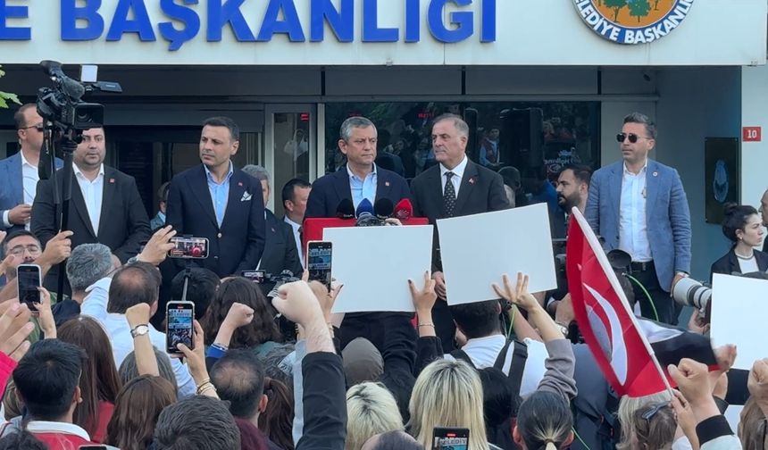 CHP Genel Başkanı Özel Avcılar'da konuştu