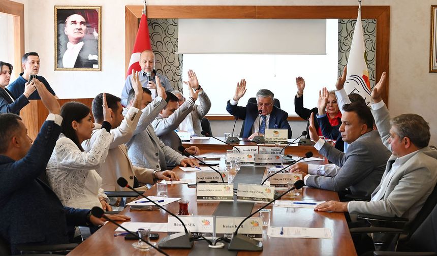 Kemer'de meclis toplantısı gerçekleşti
