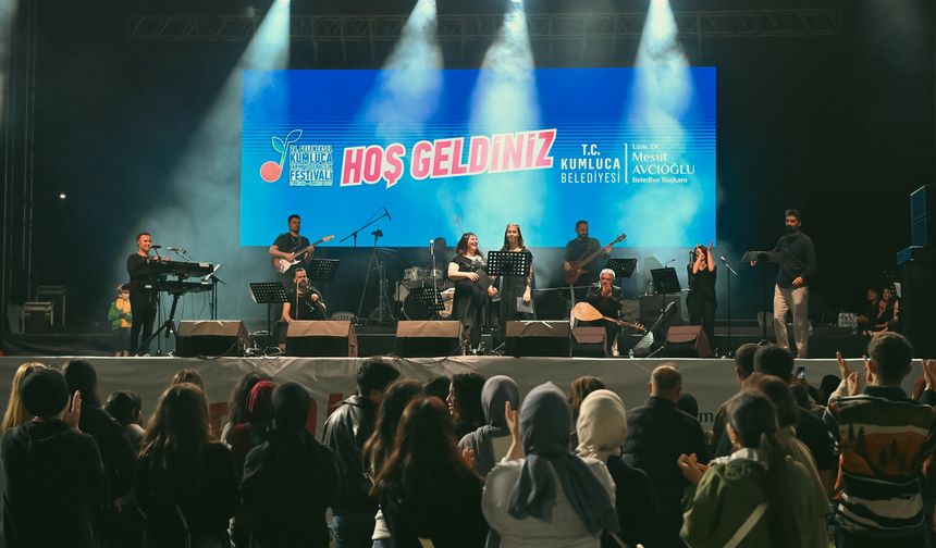 Kumluca'da müzik dolu gece