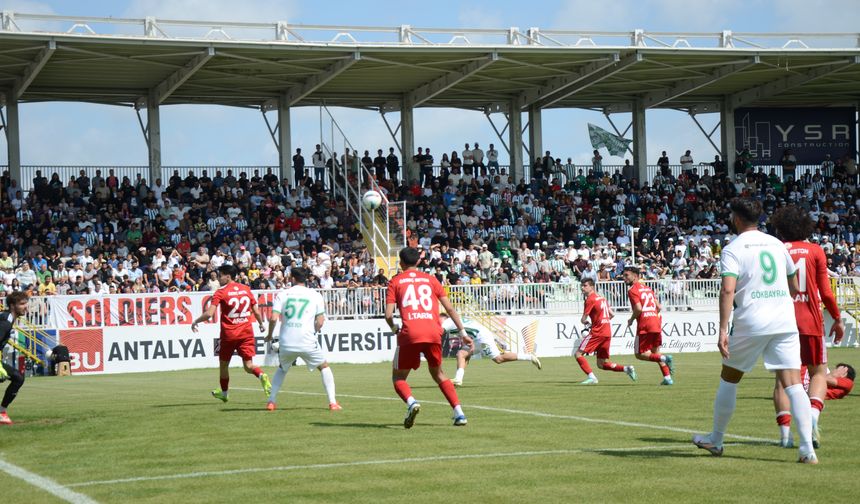 Serikspor tarihi maça kilitlendi