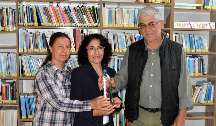 Manavgat'ta mektuplar tek tek bulunuyor