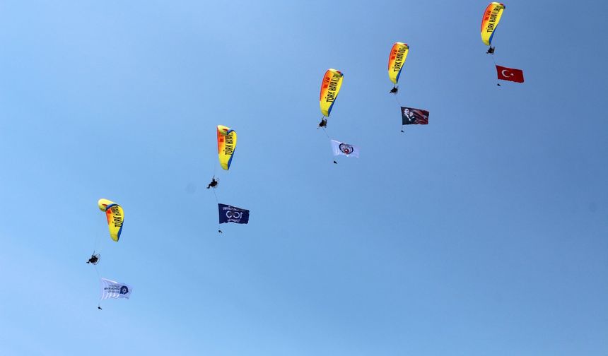 Antalya'da gökyüzünde görsel şölen