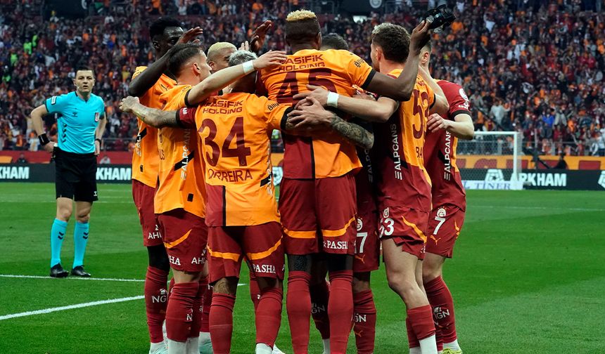 Galatasaray, Sivasspor'u farklı geçti