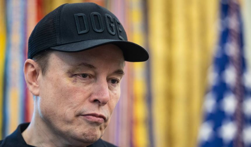 Elon Musk yüzüne ne olduğunu açıkladı