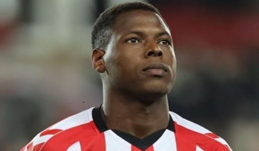 Sivassporlu futbolcu kaçtı