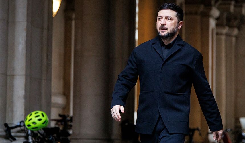 Zelenskiy'den seçim açıklaması