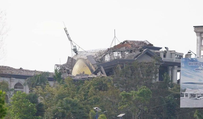 Tayland, Kamboçya'yı F-16'larla vurdu