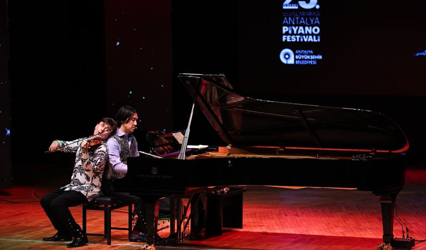 Antalya'da muhteşem final