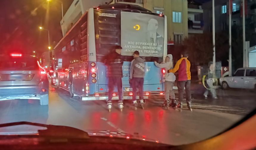 Antalya’da tehlikeli yolculuk