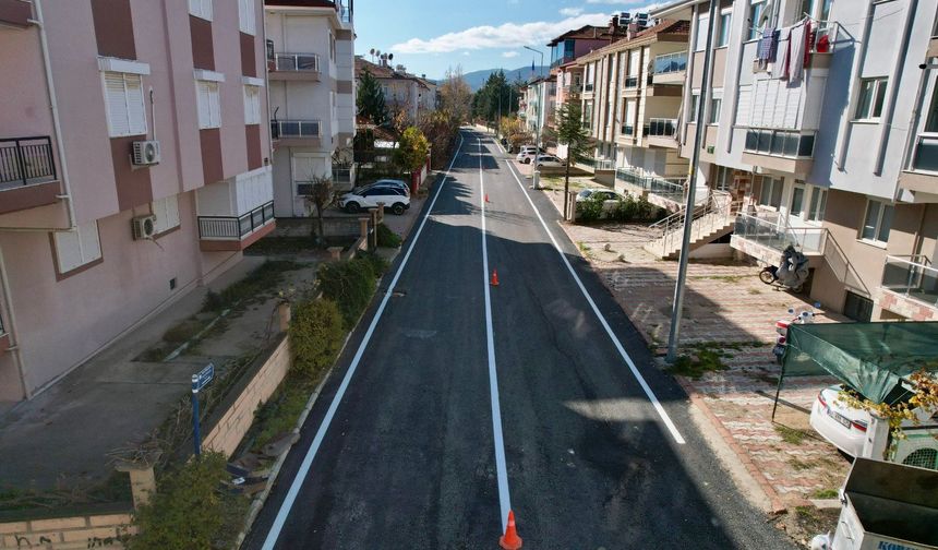 Korkuteli’de yollar yenileniyor