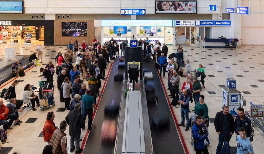 750 bin kişi tatile çıkıyor