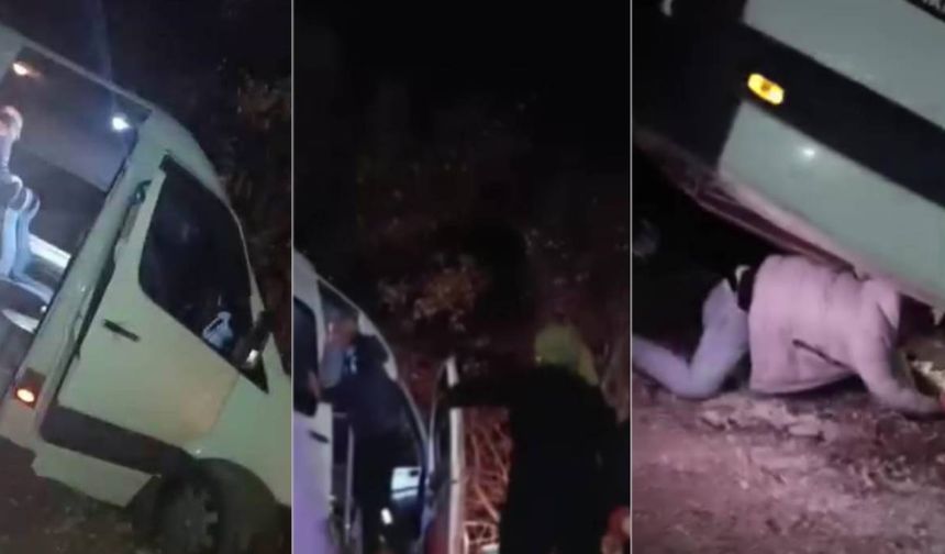 Yolcu minibüsü şarampolde asılı kaldı