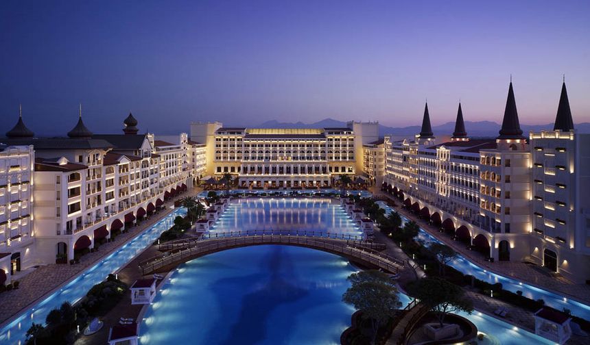 Antalya'daki ultra lüks otel el değiştirdi