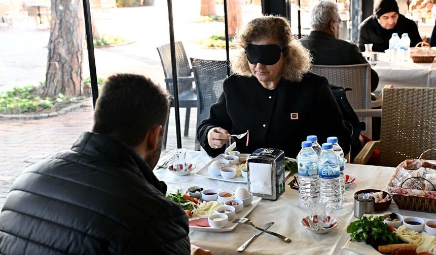 Muratpaşa’dan ‘Beyaz Baston’ farkındalığı