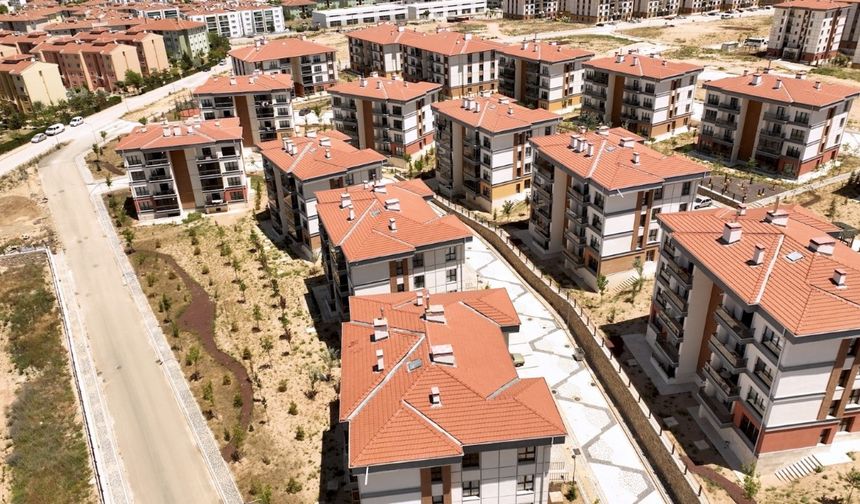 TOKİ projesi durdu: Sosyal konut ihtiyaç ama güvenli alanda!