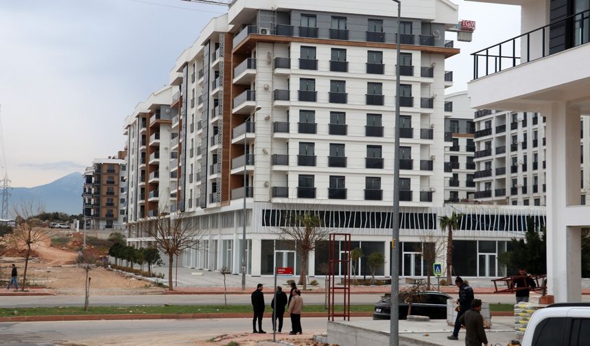 Antalya'da lüks konut projesi mağdur etti