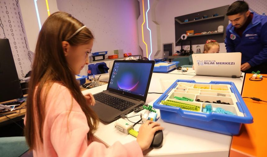 Bilim kampına büyük ilgi