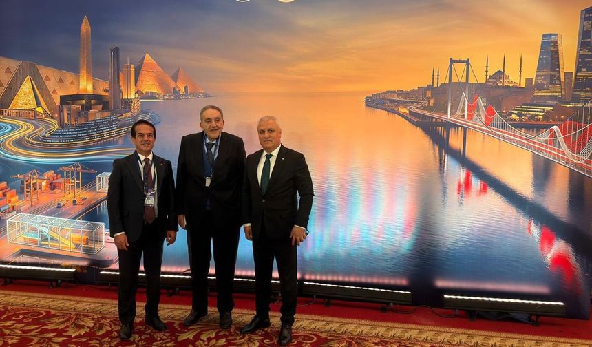 Başkan Erdem Mısır'da