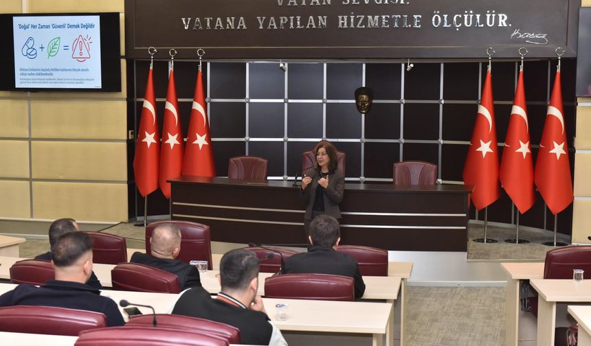 Kepez’de 'akılcı ilaç kullanımı' eğitimi