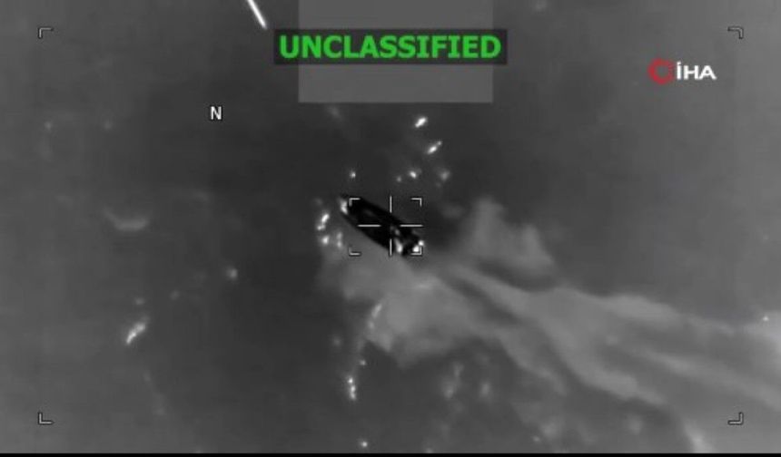 ABD Karayipler'de tekne vurdu