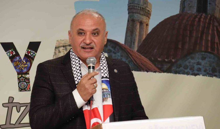 Eğitim-Bir-Sen yeni yaşını kutladı