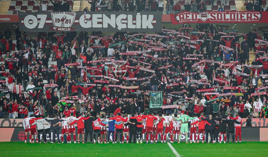 Antalyaspor’da çifte kutlama