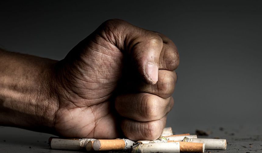 Sigarayı bırakmak imkansız değil! Uzmanından uyarılar