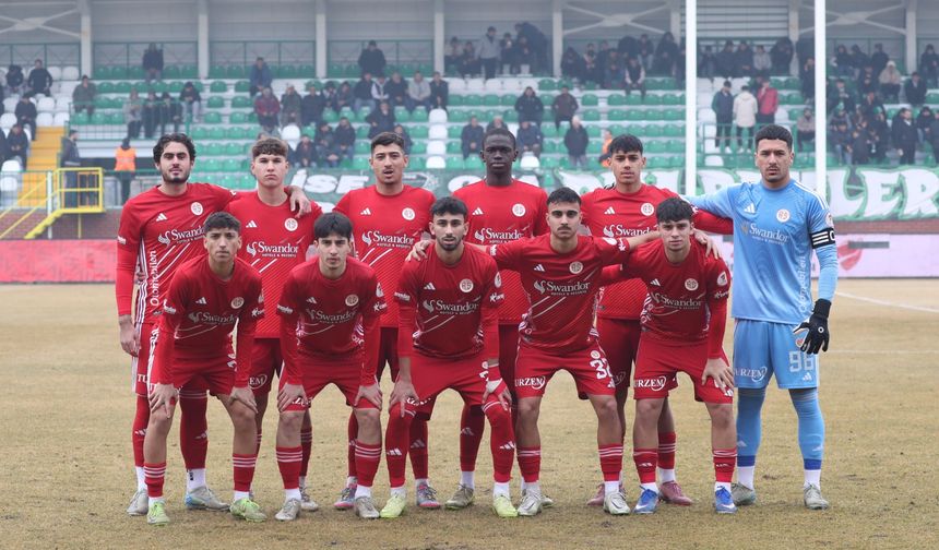 Ağır yenilgiye ağır eleştiri