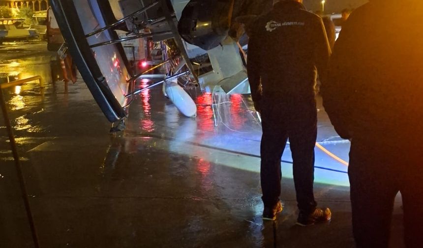 Balıkçı Barınağı’nda bir tekne daha battı