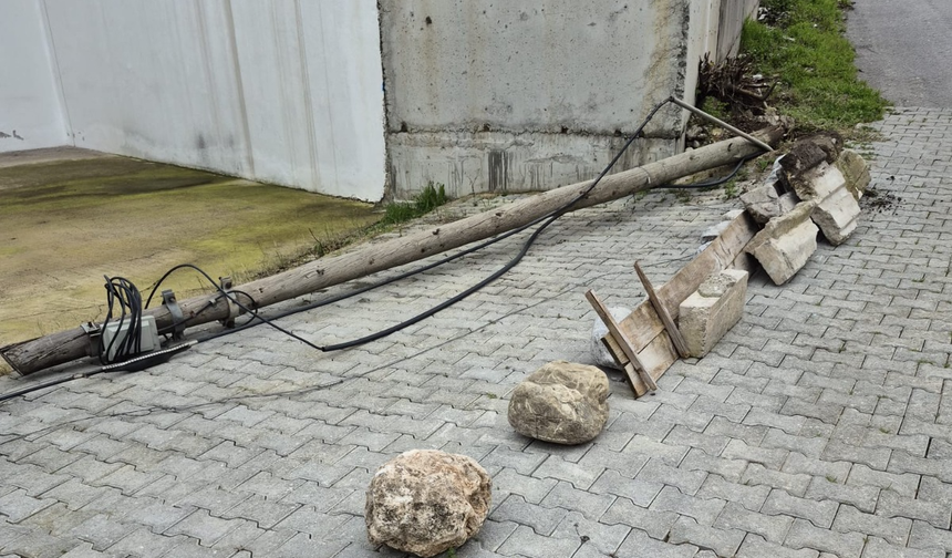 Kemer’de maganda internet hattını koparıp kaçtı