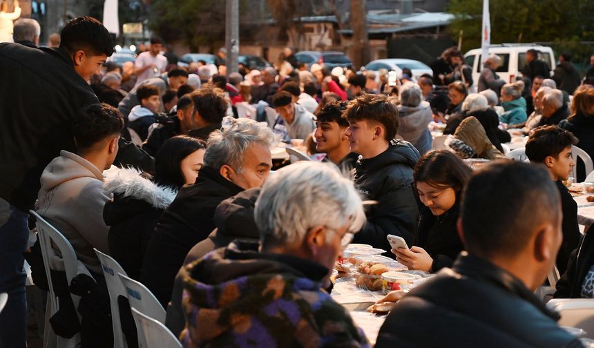 İftar sofrası Beldibi'nde kuruldu